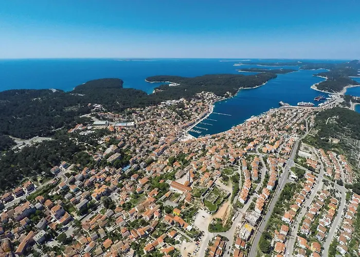 Stunning In With Wifi Appartement Mali Lošinj