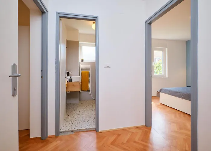 Appartement Stunning In With Wifi Mali Lošinj