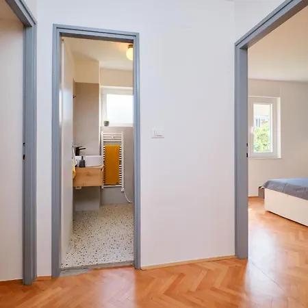 Daire Stunning In With Wifi Mali Lošinj